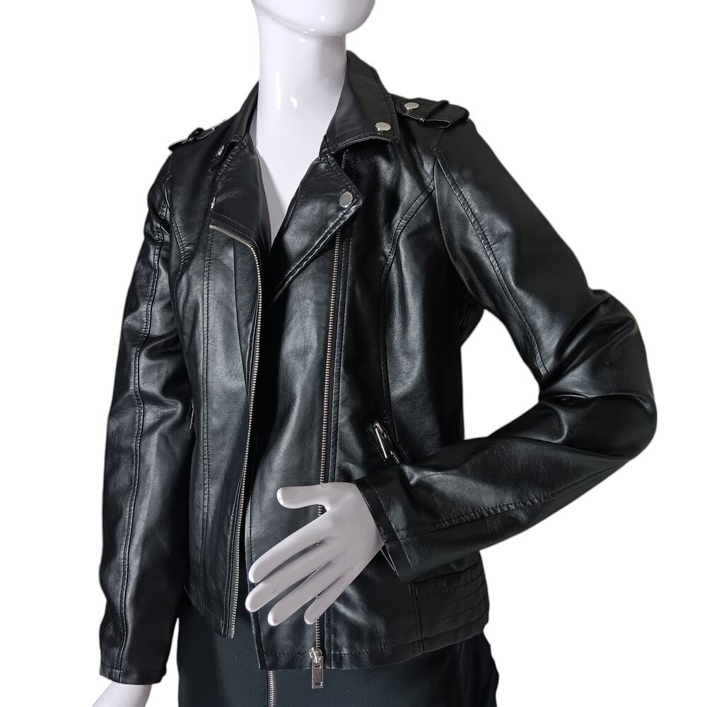 Outer Edge Moto Jacket Faux Leather Black Size Medium Side Zipper Fully Lined - Picture 2 of 9